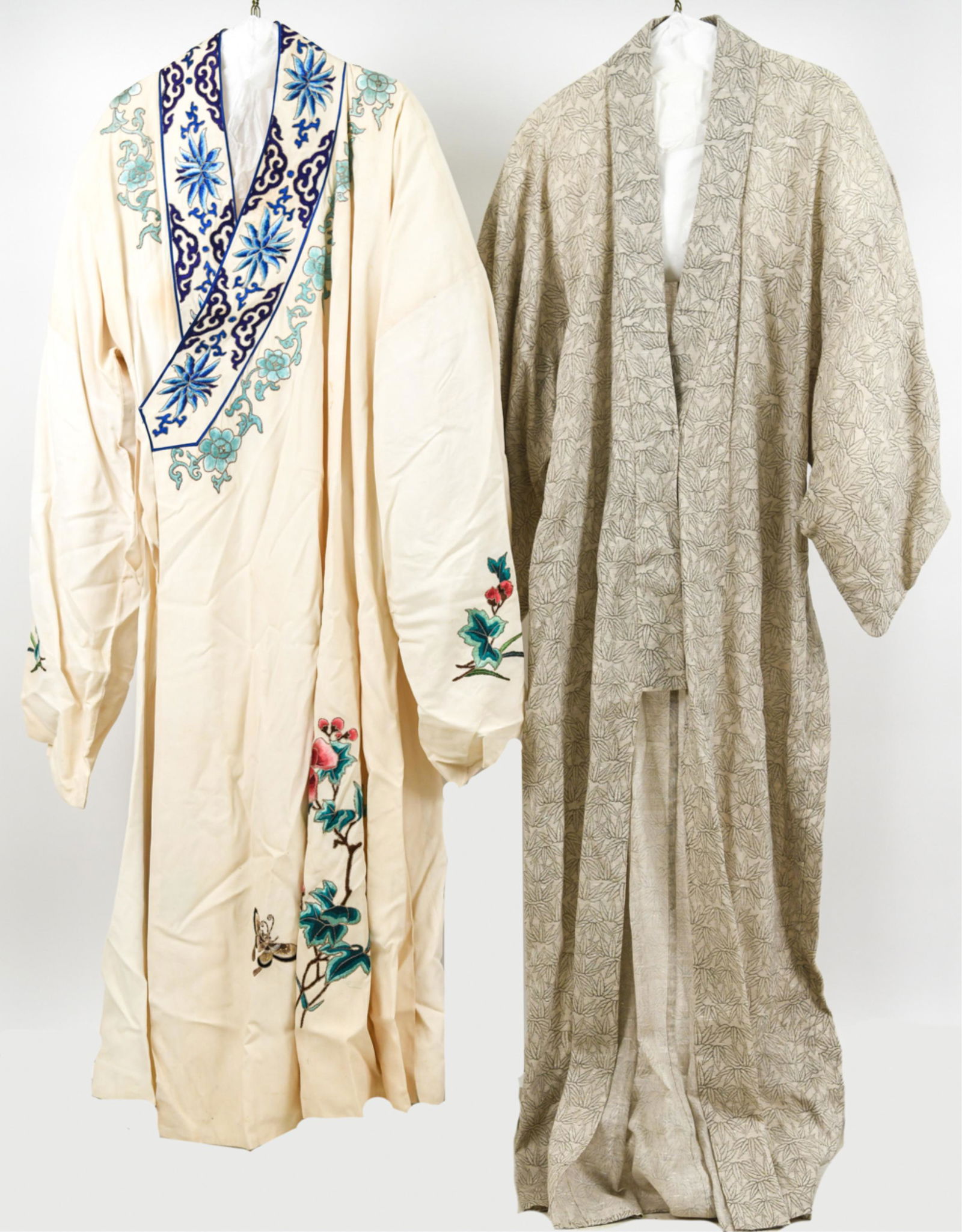 VINTAGE SILK EMBROIDRED KIMONO ETC (1 of 15)