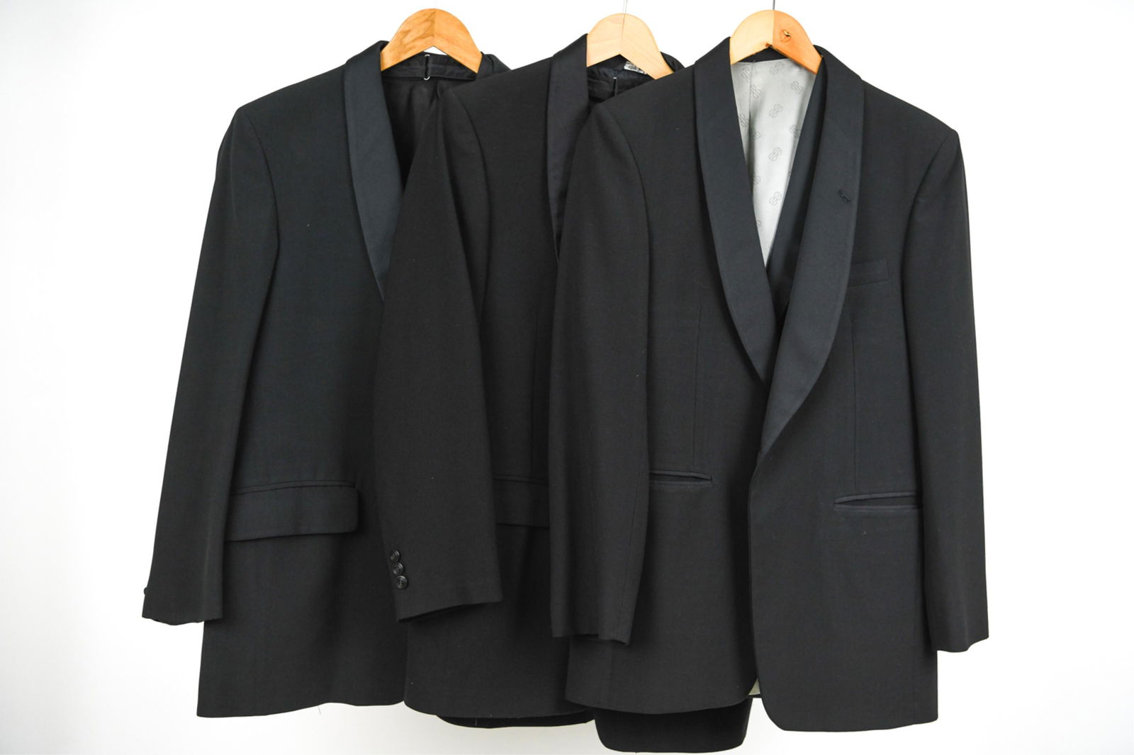 VINTAGE MEN'S FORMAL WEAR INCL. BILL BLASS, S-L (1 of 16)