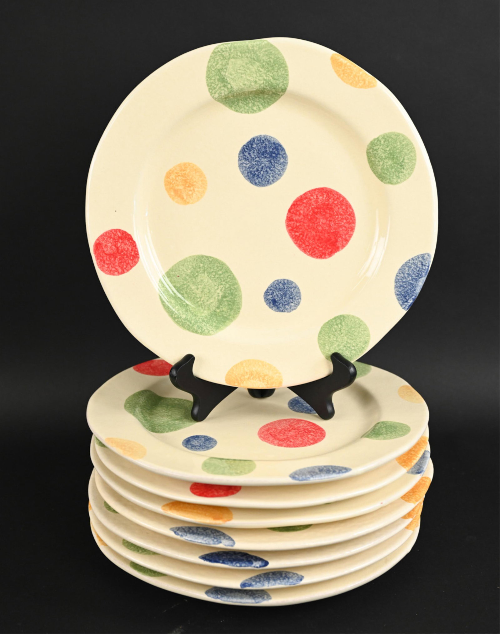 (8) VIETRI SORRENTO PESCE CHARGER PLATES: Dimensions: H 1" x D 12" Condition: A few inherent glaze misses to edges, some light knife marks.