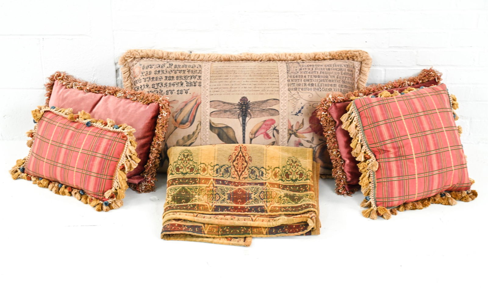 ITALIAN DAMASK BLANKET & (5) THROW PILLOWS (1 of 7)