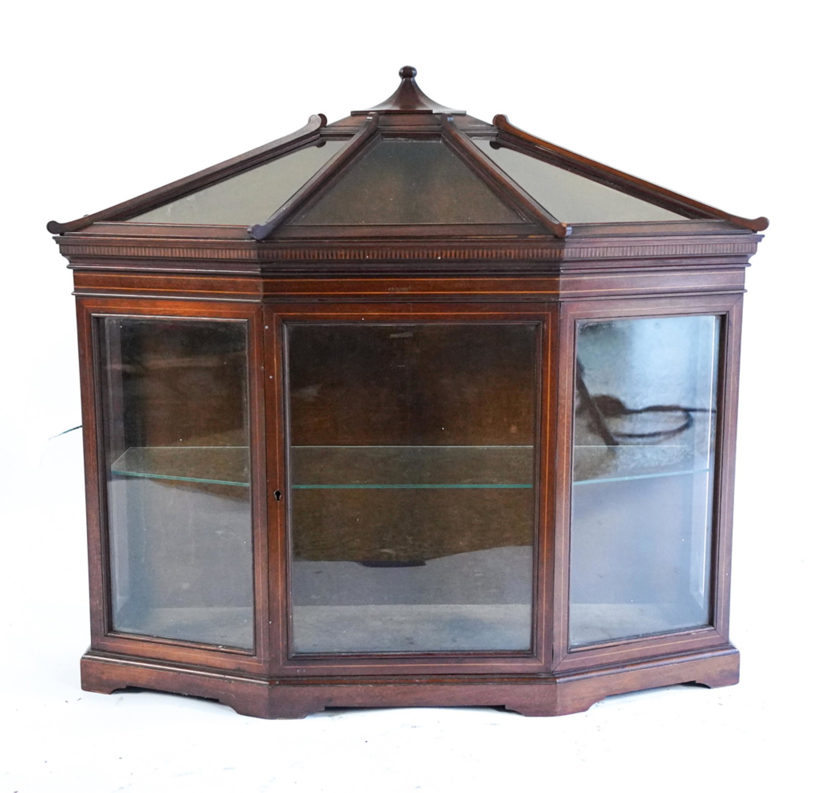 VICTORIAN STYLE WALL MOUNT DISPLAY CABINET (1 of 10)