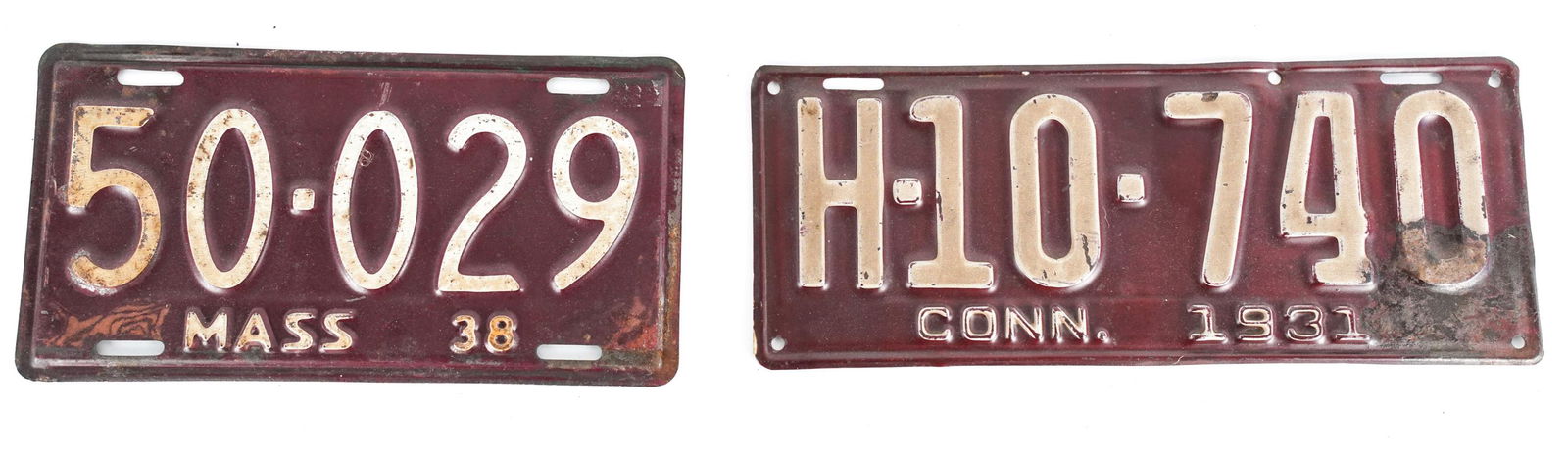 (2) ANTIQUE LICENSE PLATES (1 of 8)
