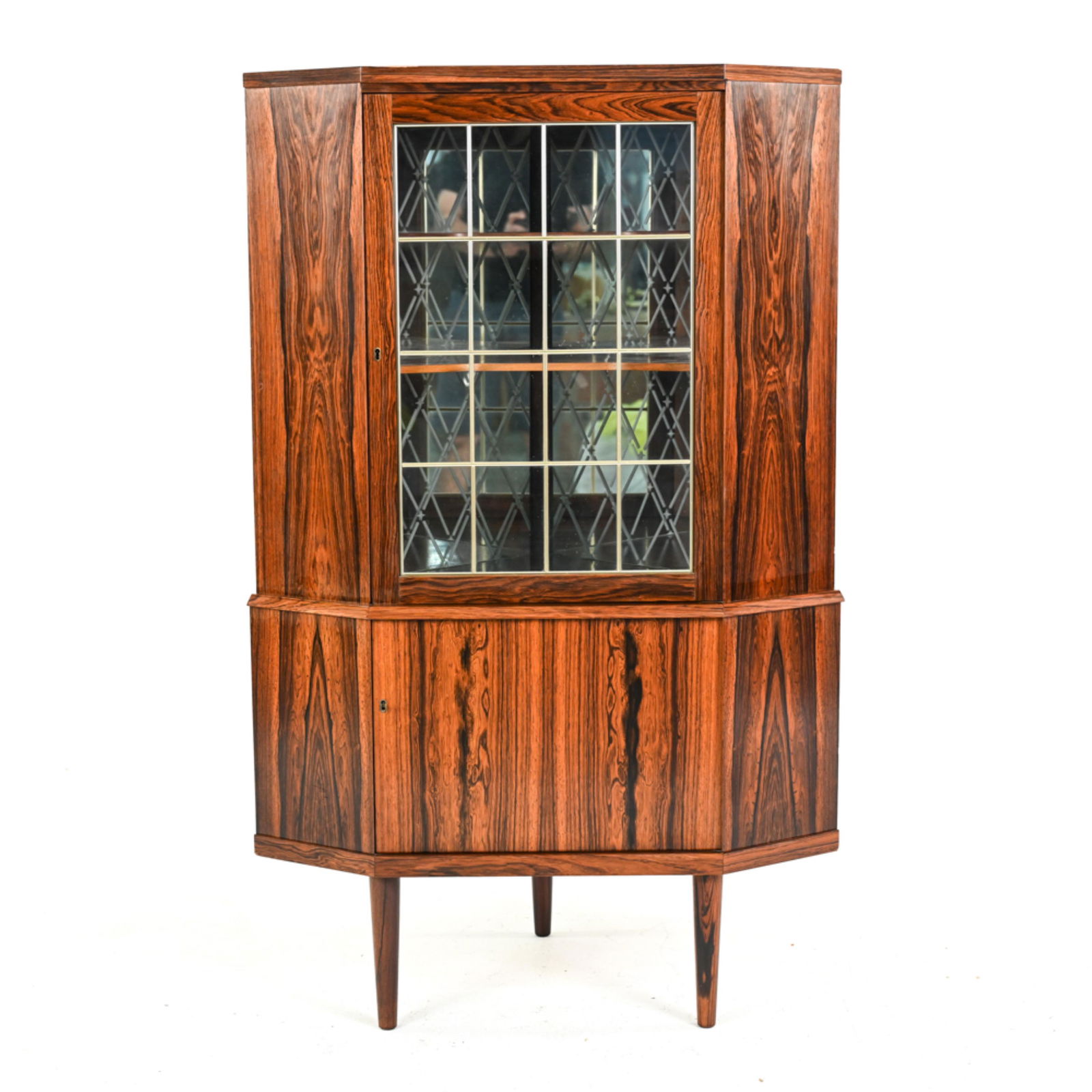 DANISH MIDTJYDSK ROSEWOOD CORNER BAR CABINET (1 of 17)