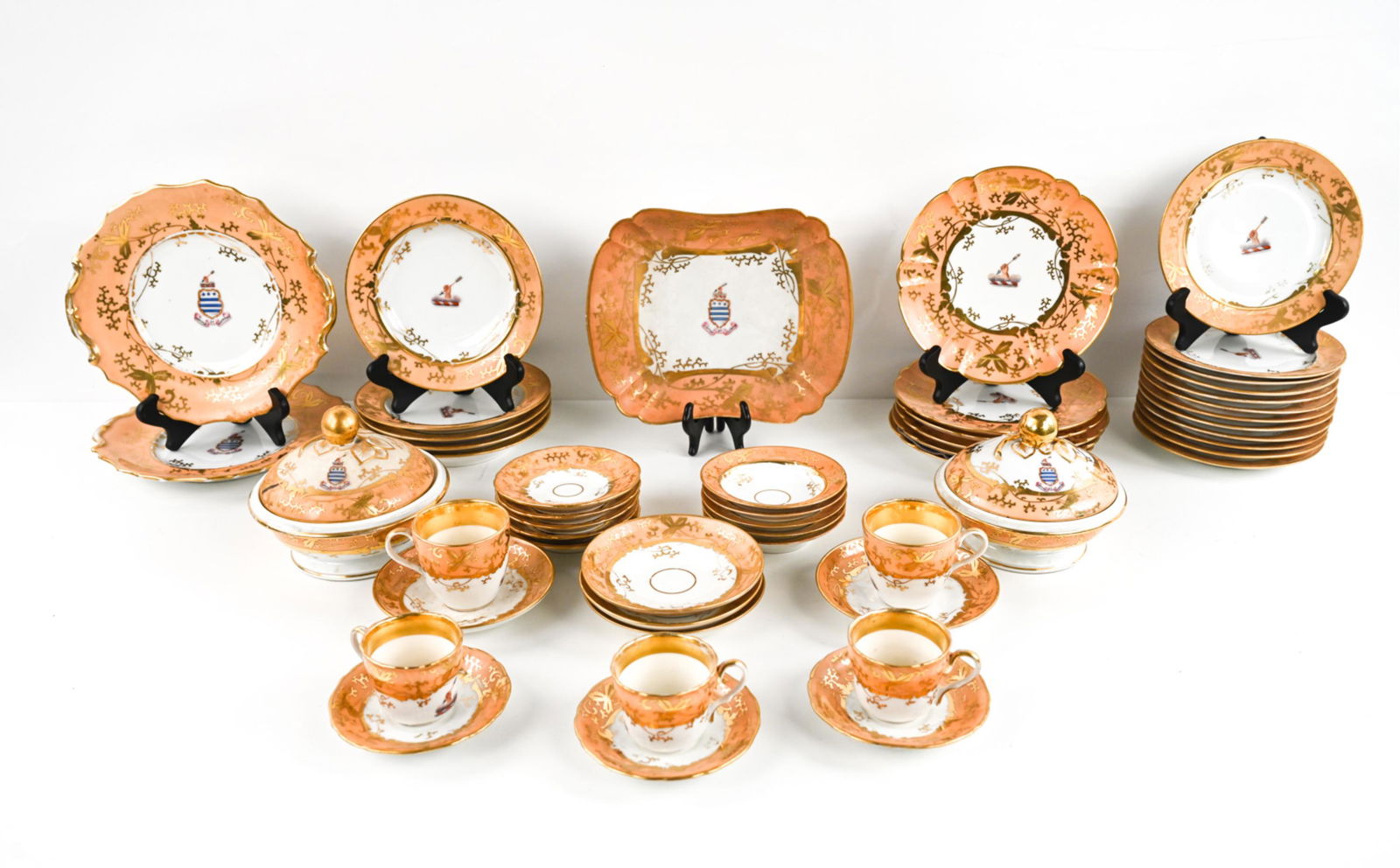 19TH C. HAVILAND LIMOGES PORCELAIN DINNERWARE (1 of 14)