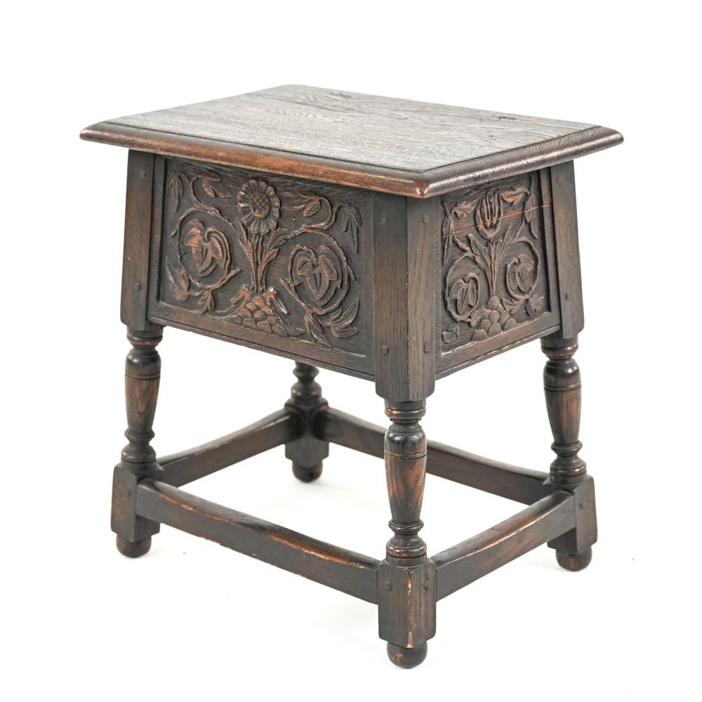 CARVED WOOD ANTIQUE STYLE SALT BOX (1 of 9)