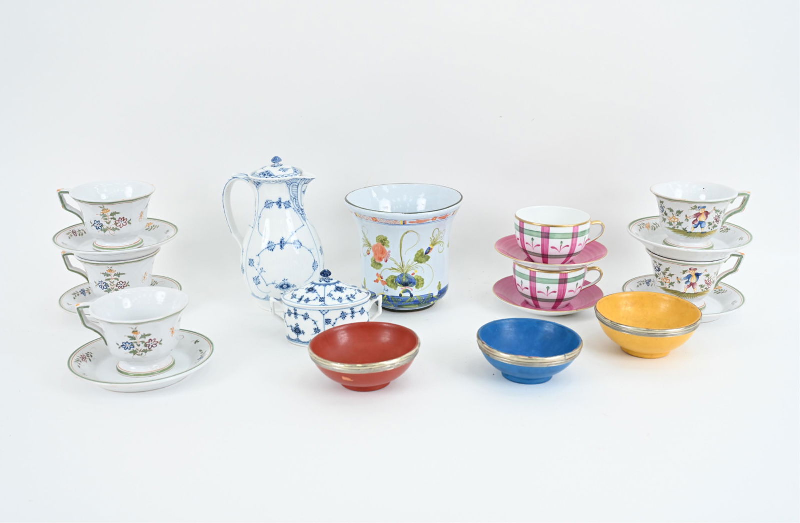 LARGE GROUPING OF PORCELAIN INCL. LIMOGES (1 of 17)