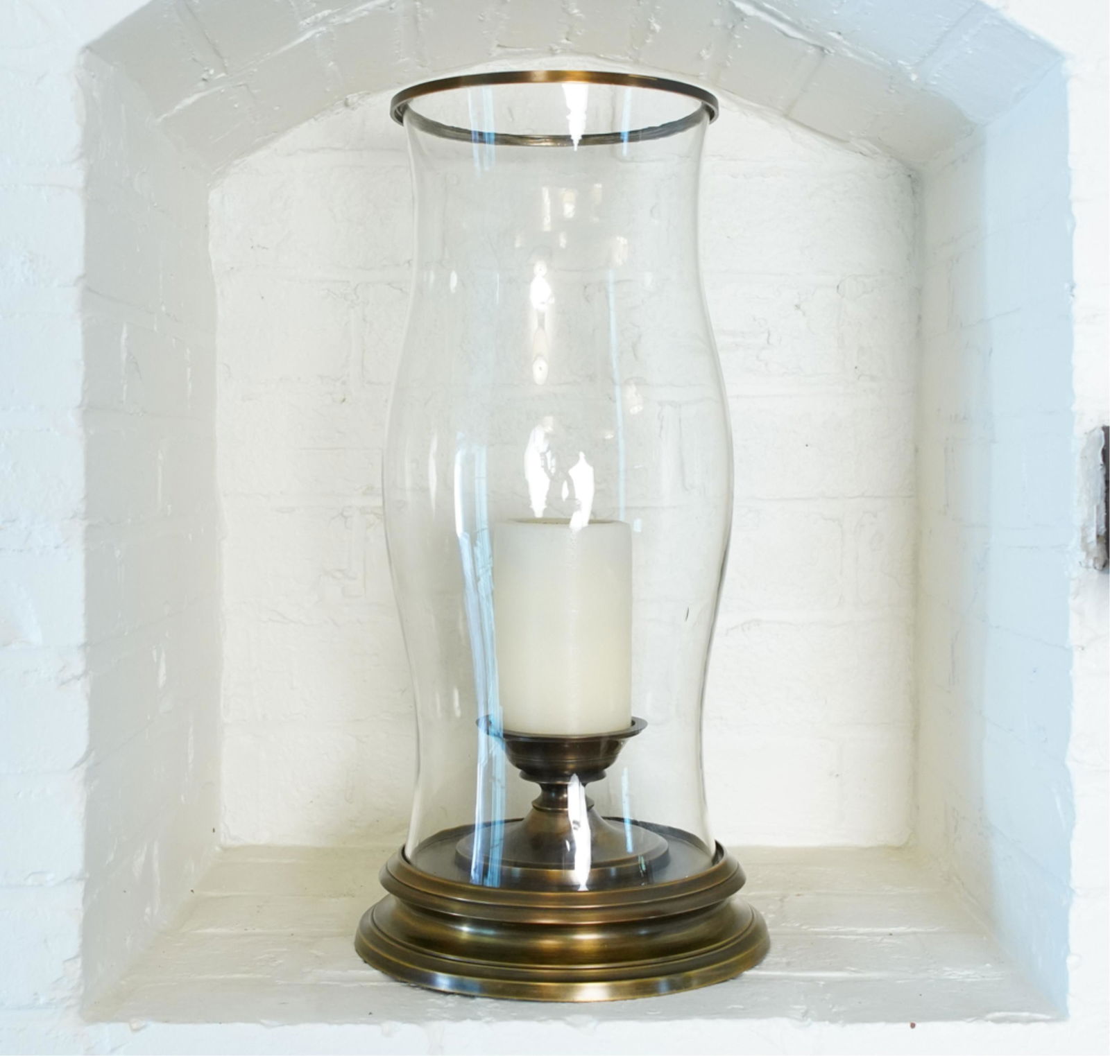 LARGE CONTEMPORARY HURRICANE SHADE CANDLE HOLDER (1 of 8)