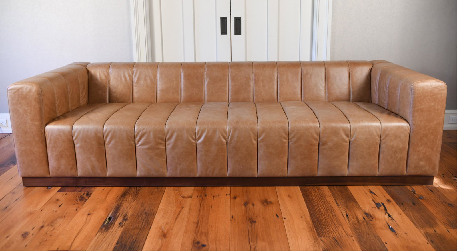 CB2 CONTEMPORARY DE SEDE-STYLE LEATHER SOFA (1 of 17)