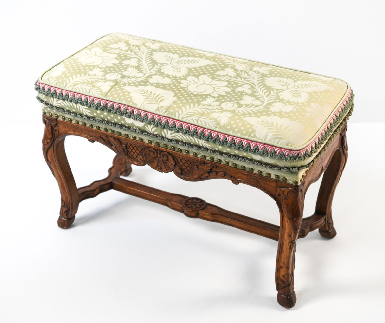 ANTIQUE FRENCH LOUIS XV-STYLE CARVED BENCH (1 of 15)