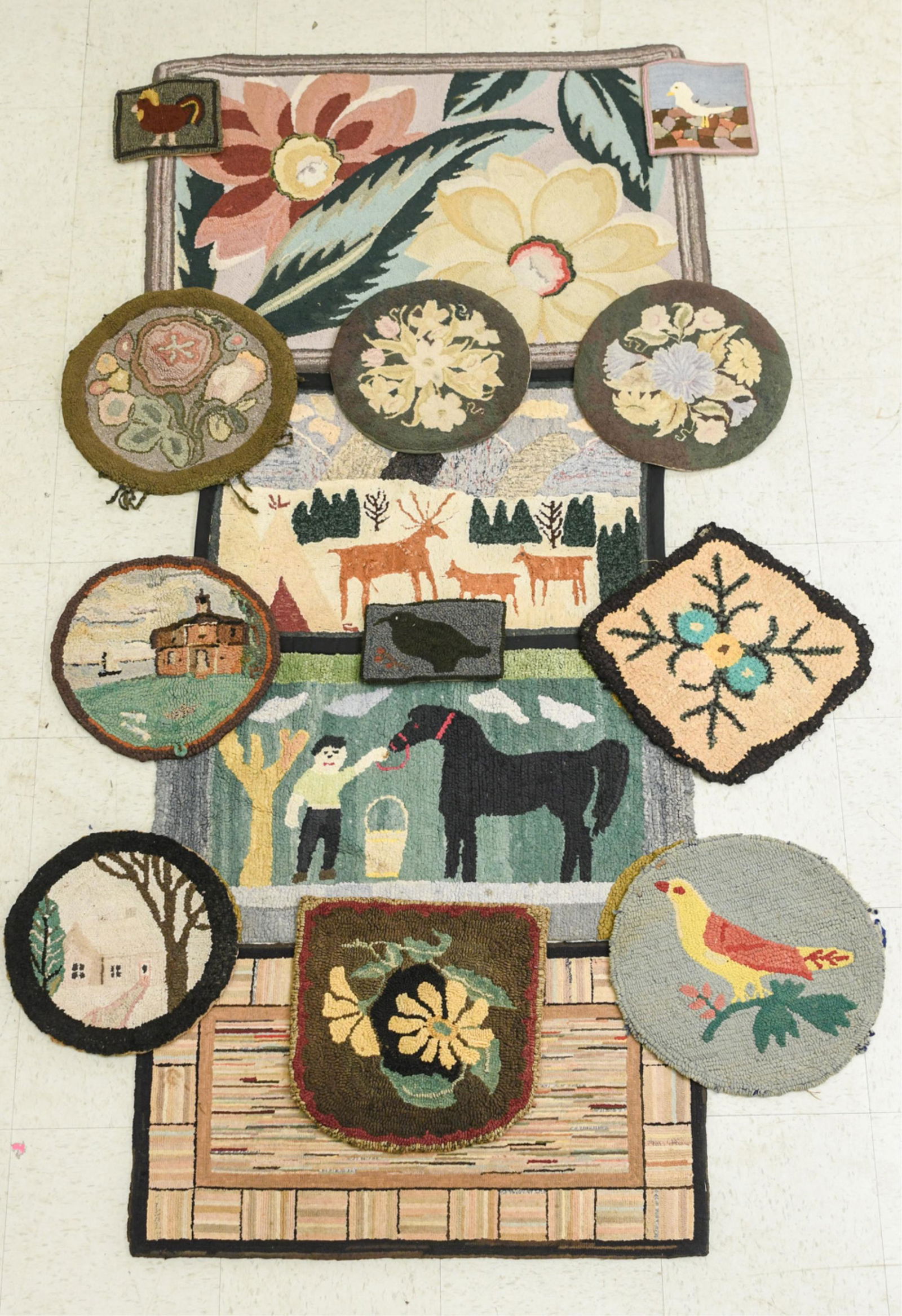 (15) VINTAGE HAND-HOOKED FOLK RUGS & TEXTILES (1 of 20)