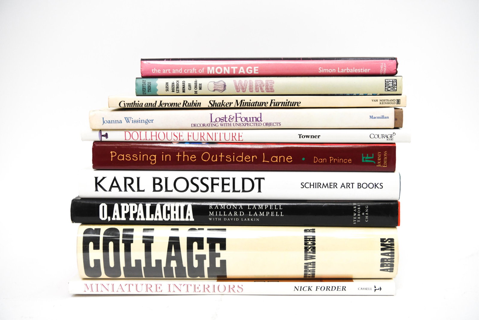GROUPING OF ART AND COFFEE TABLE BOOKS (1 of 17)