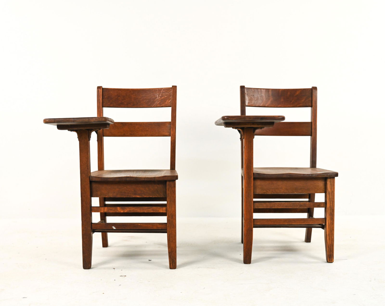 (2) MISSION QUARTER SAWN OAK STUDENT CHAIRS (1 of 16)