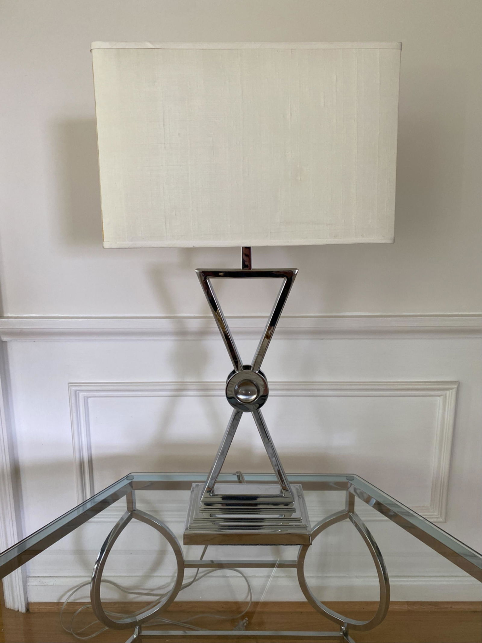 CHROME AND GLASS TABLE LAMP (1 of 10)