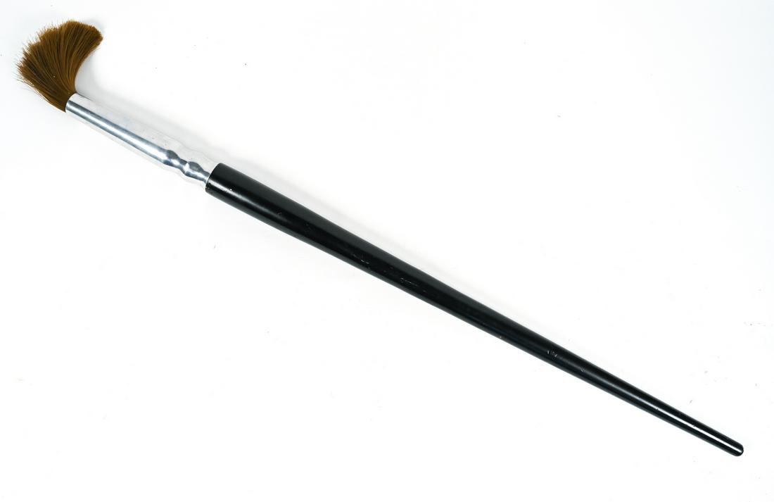 OVERSIZED ADVERTISING STORE DISPLAY PAINT BRUSH (1 of 9)