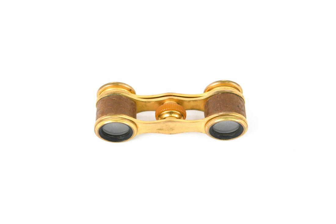 ANTIQUE FRENCH OPERA GLASSES: A pair of petite pocket opera glasses in alligator-embossed leather, in a matching case by Duvelleroy Leather of Paris, c. 1880's. Dimensions: (Case) L 3.75" x H 1.75" x D 1.25" Condition: Opera glass