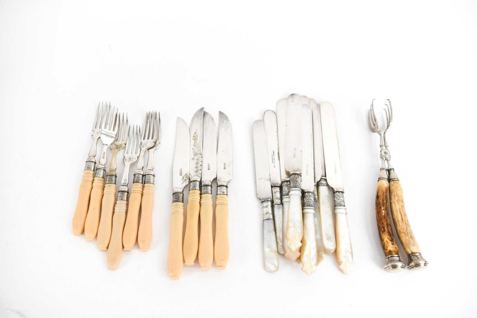 GROUPING ANTIQUE FLATWARE INCL MOP & HORN (1 of 11)