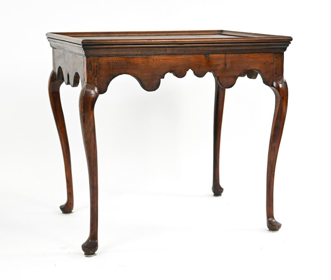 ANTIQUE QUEEN ANNE STYLE TEA TABLE (1 of 14)