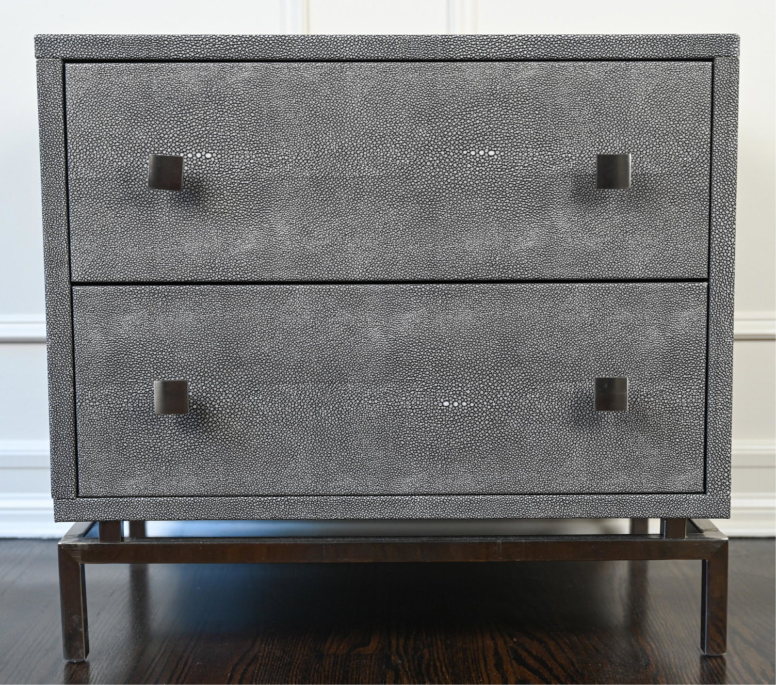 CONTEMPORARY FAUX SHAGREEN NIGHTSTAND OR END TABLE: Dimensions: H 22" x W 23.5" x D 16" Condition: In very good used condition, showing few signs of wear.