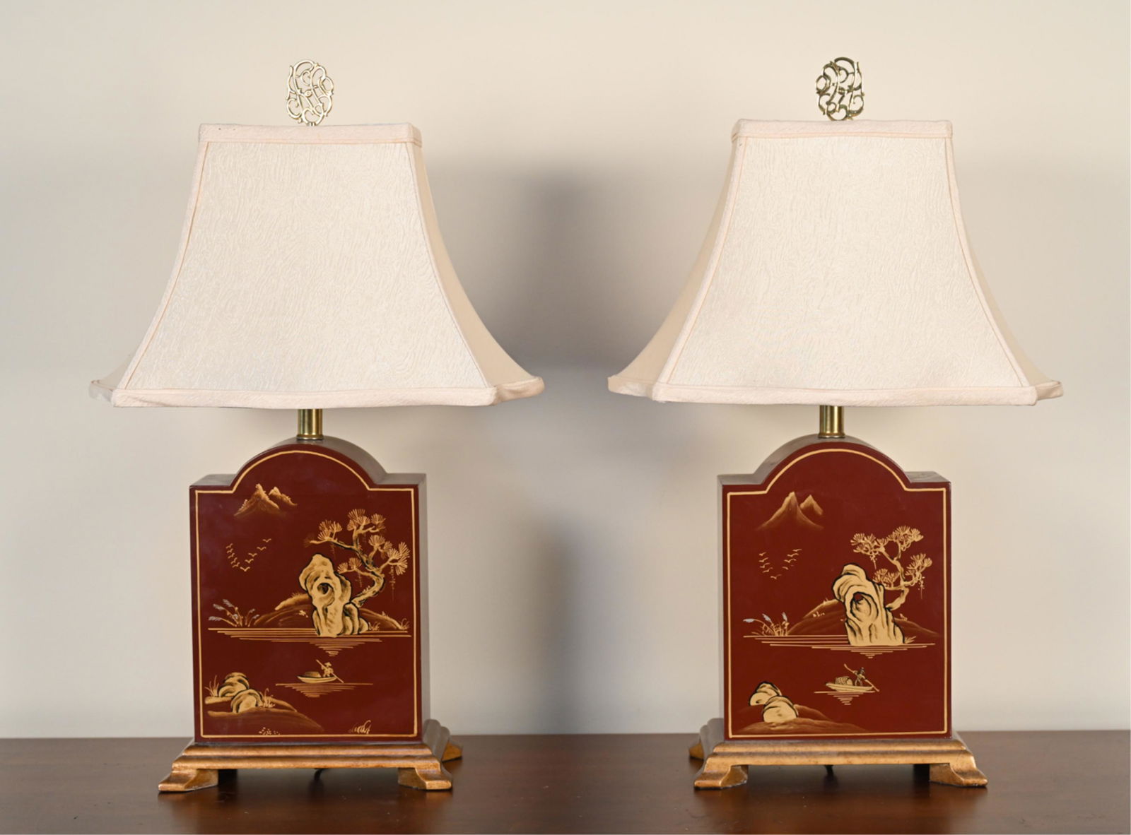 PAIR OF RED LACQUER CHINOISERIE LAMPS (1 of 10)