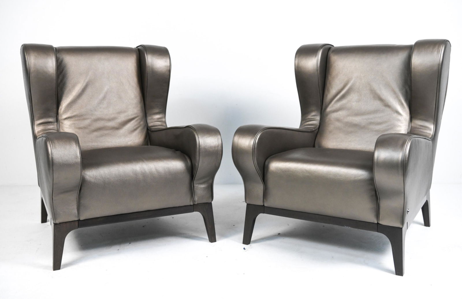 PAIR NATUZZI METALLIC LEATHER WINGBACK CHAIRS (1 of 11)