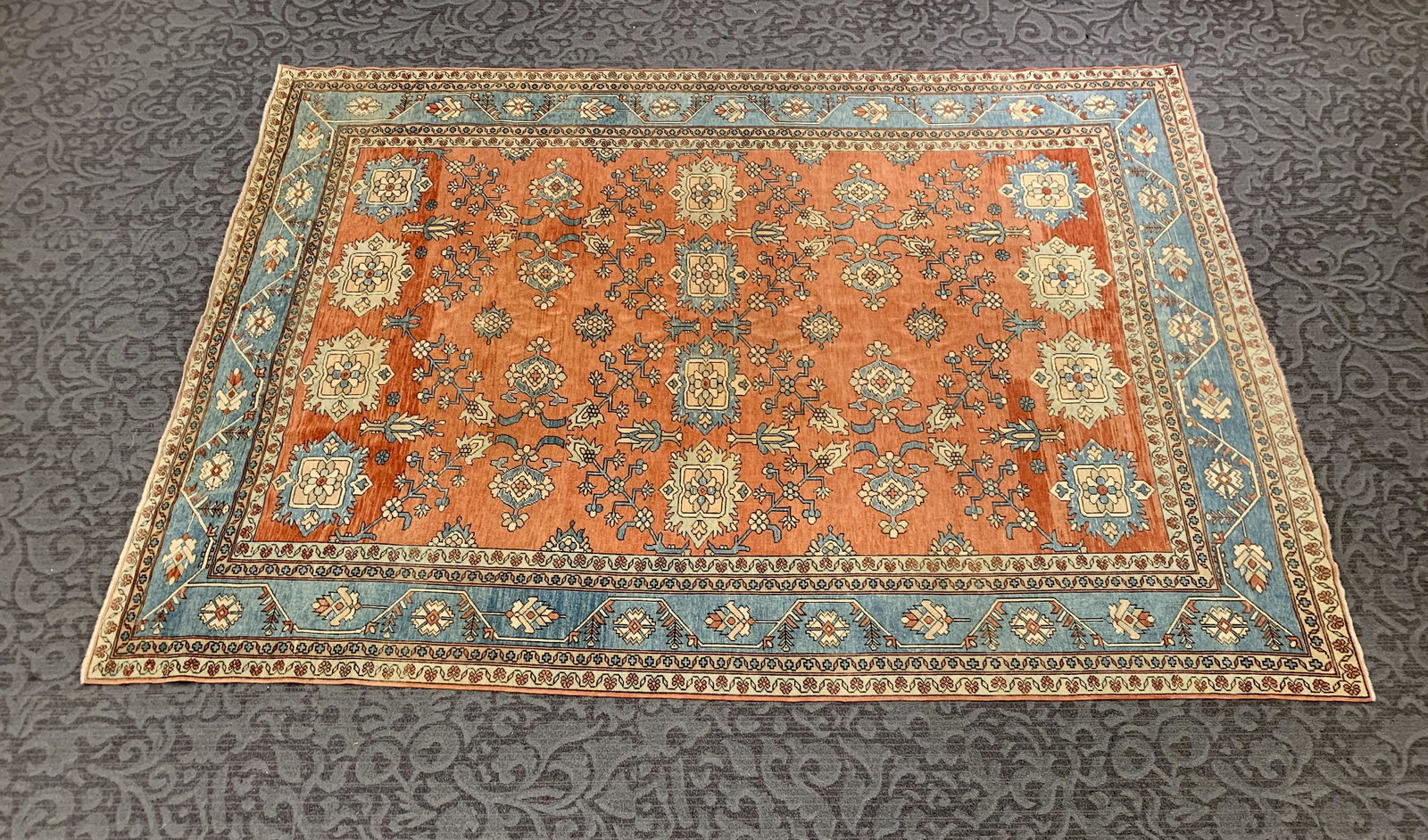 HANDKNOTTED TURKISH WOOL RUG (1 of 10)