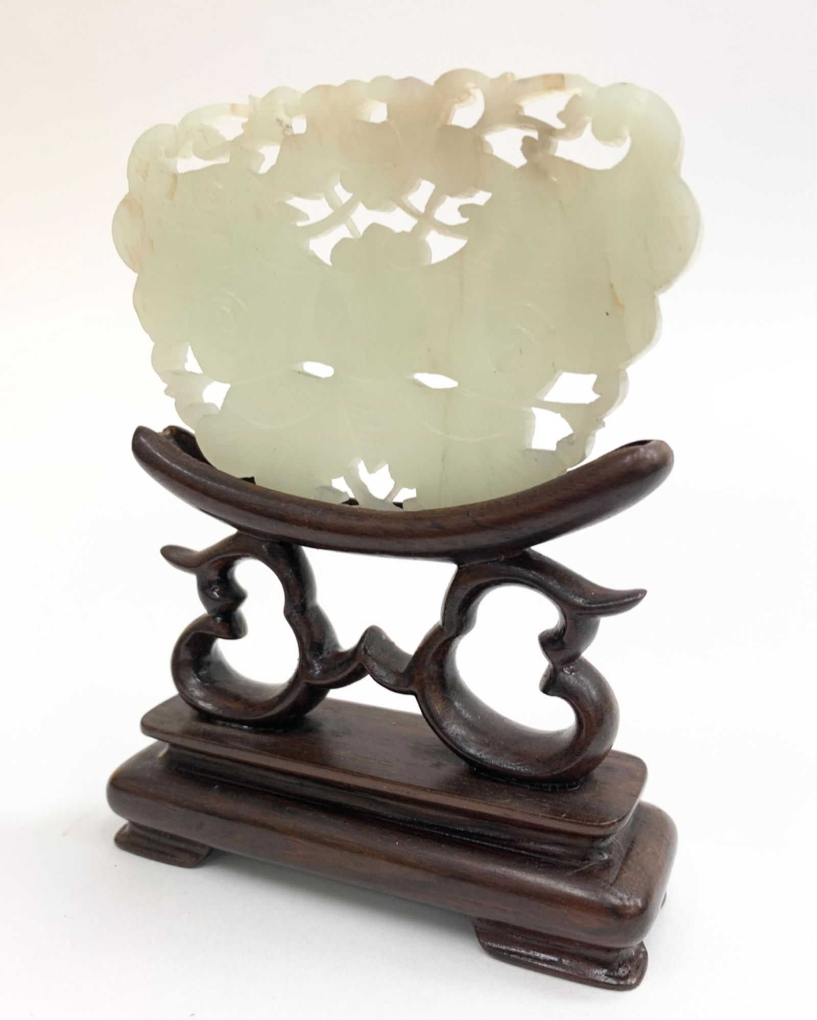 CHINESE CARVED JADE BUTTERFLY (1 of 9)
