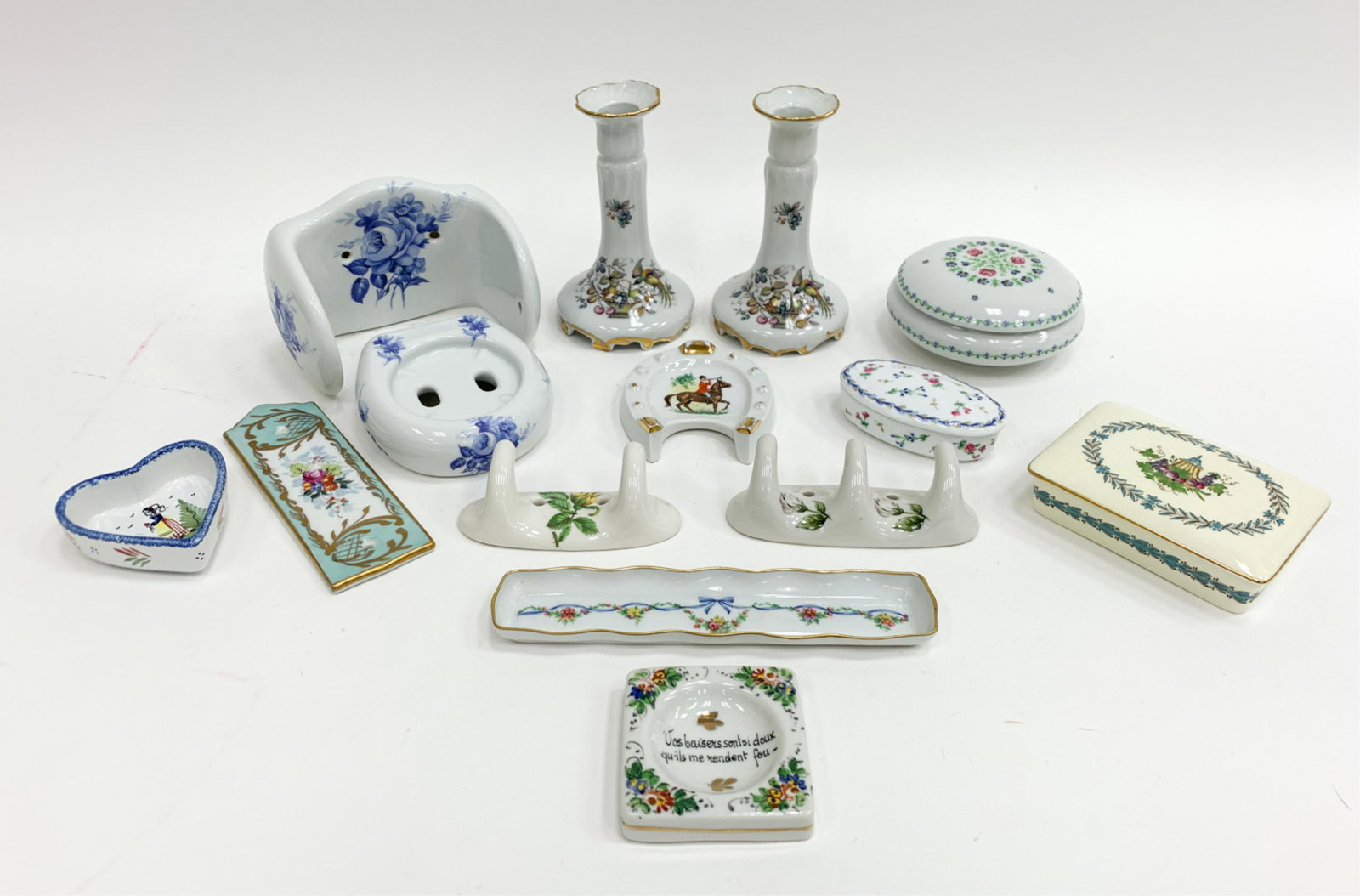 GROUPING OF MODERN LIMOGES PORCELAIN (1 of 10)