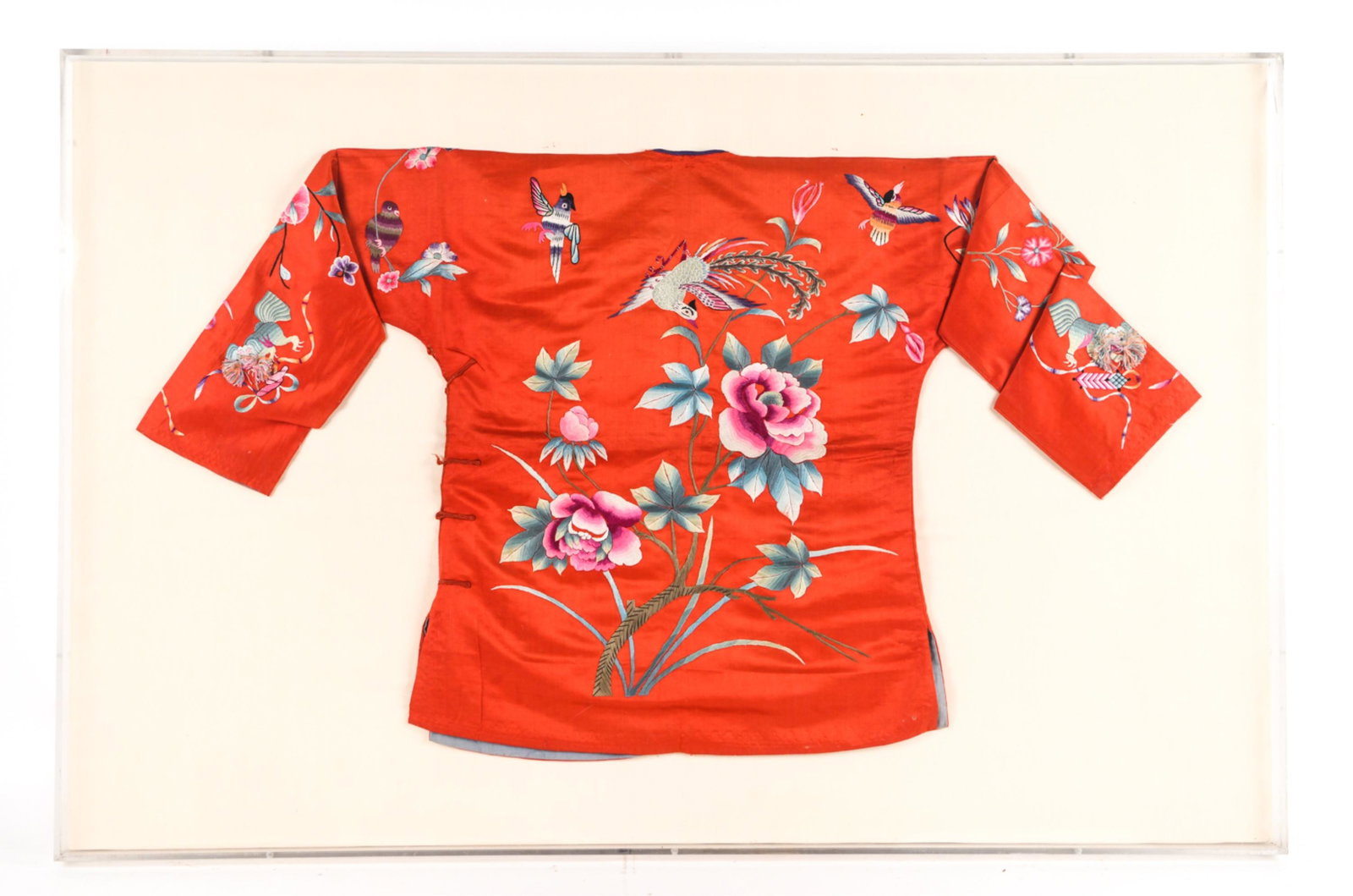 CONTEMPORARY CHINESE EMBROIDERED JACKET (1 of 10)