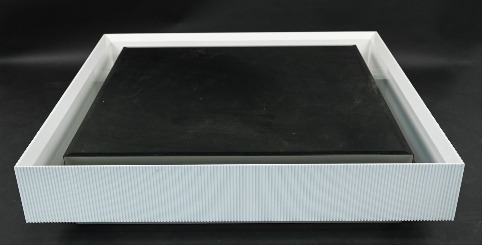 MONUMENTAL MOURA STARR LACQUER MIRROR COFFEE TABLE (1 of 13)