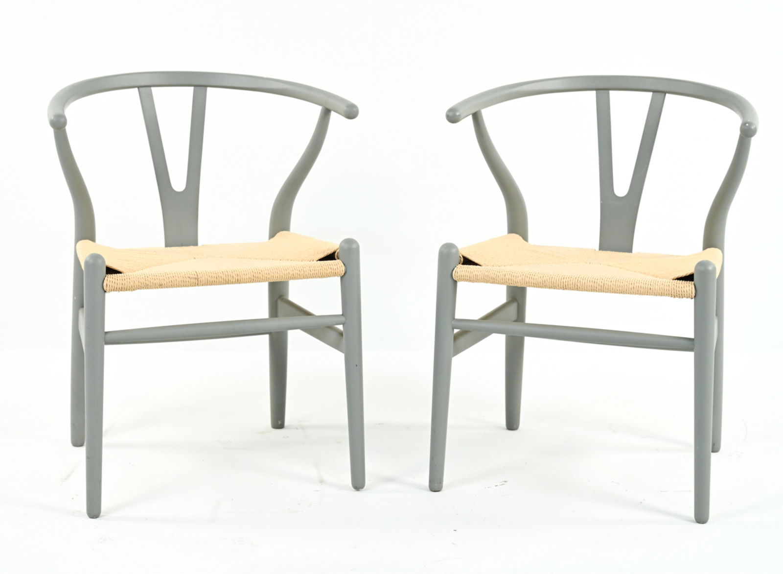 PAIR CONTEMPORARY WEGNER-STYLE WISHBONE CHAIRS (1 of 12)