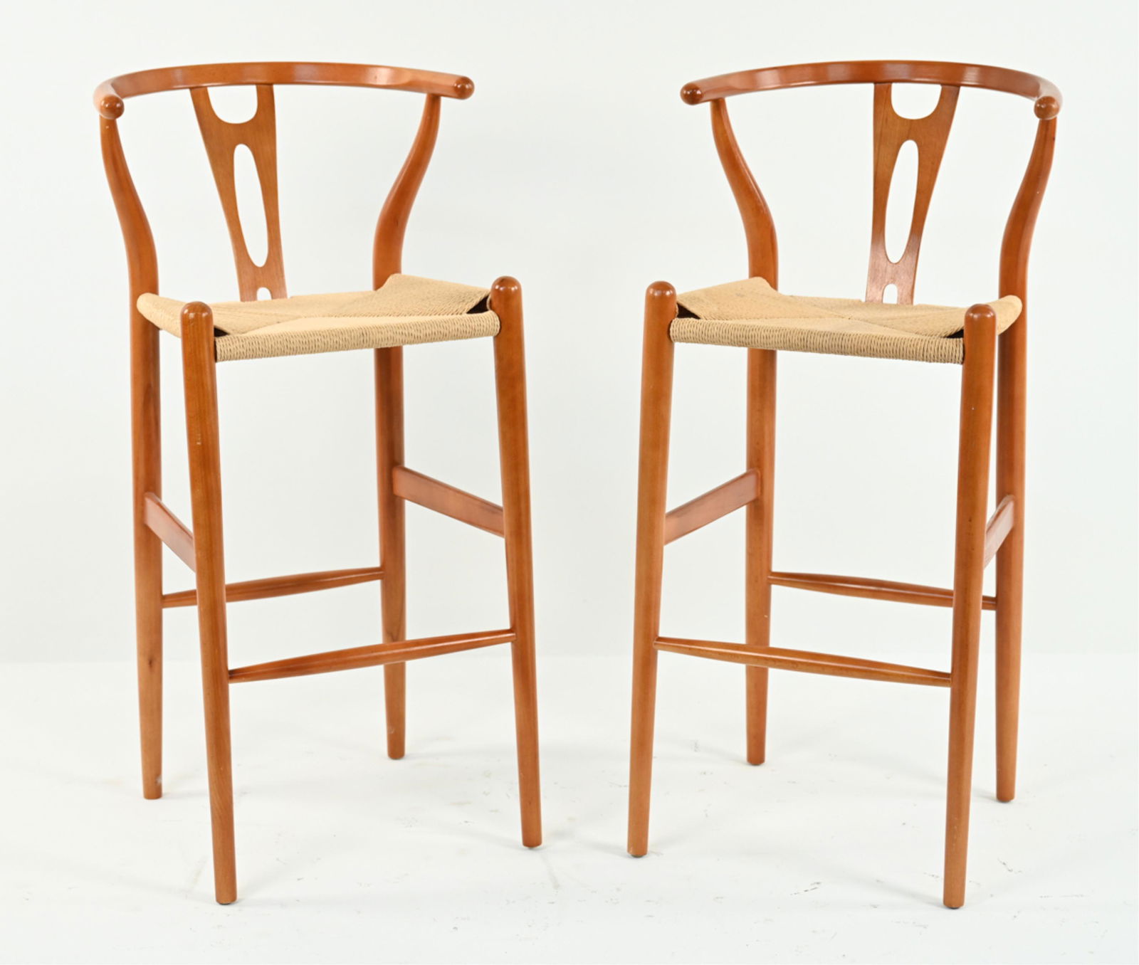 PAIR CONTEMPORARY WEGNER-STYLE WISHBONE BAR STOOLS (1 of 10)