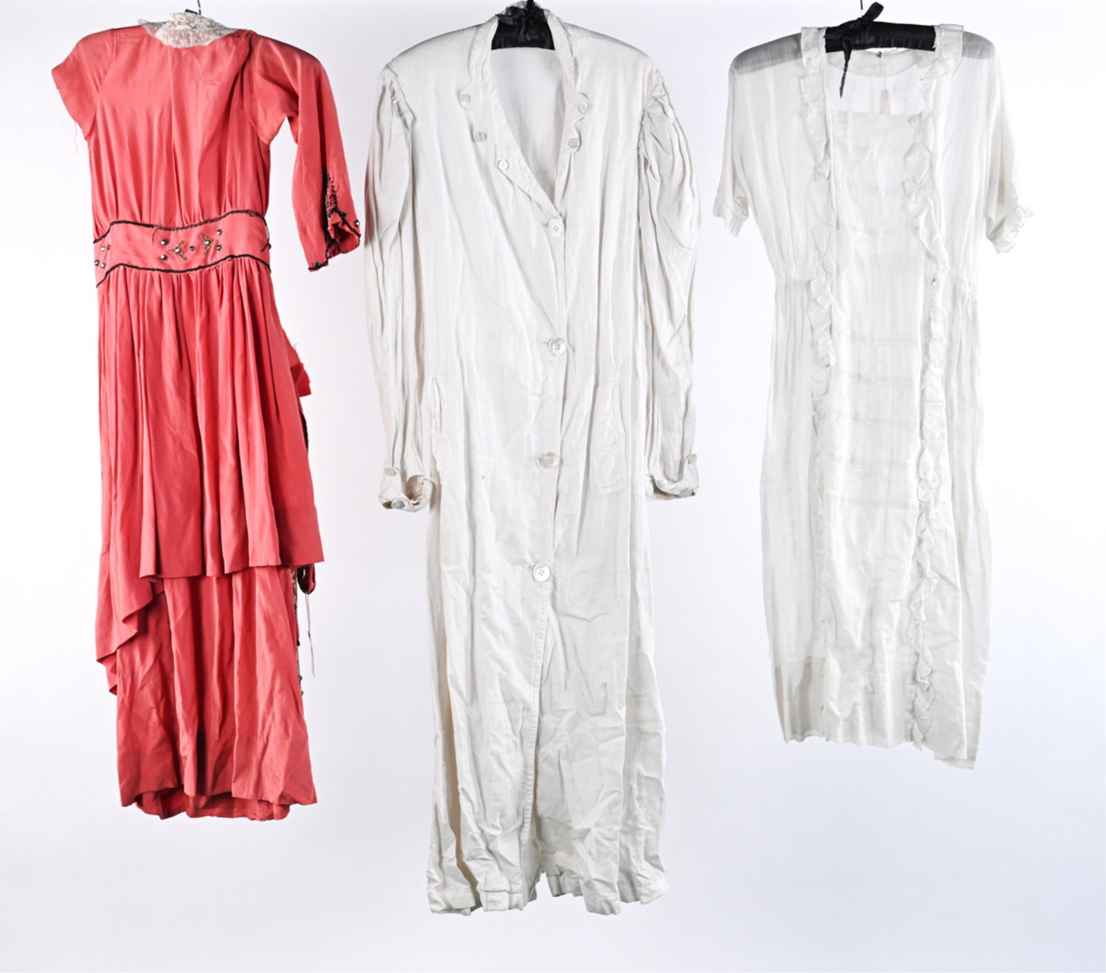 GROUPING OF WOMEN'S CLOTHING, C. 1910'S; AS-IS (1 of 19)