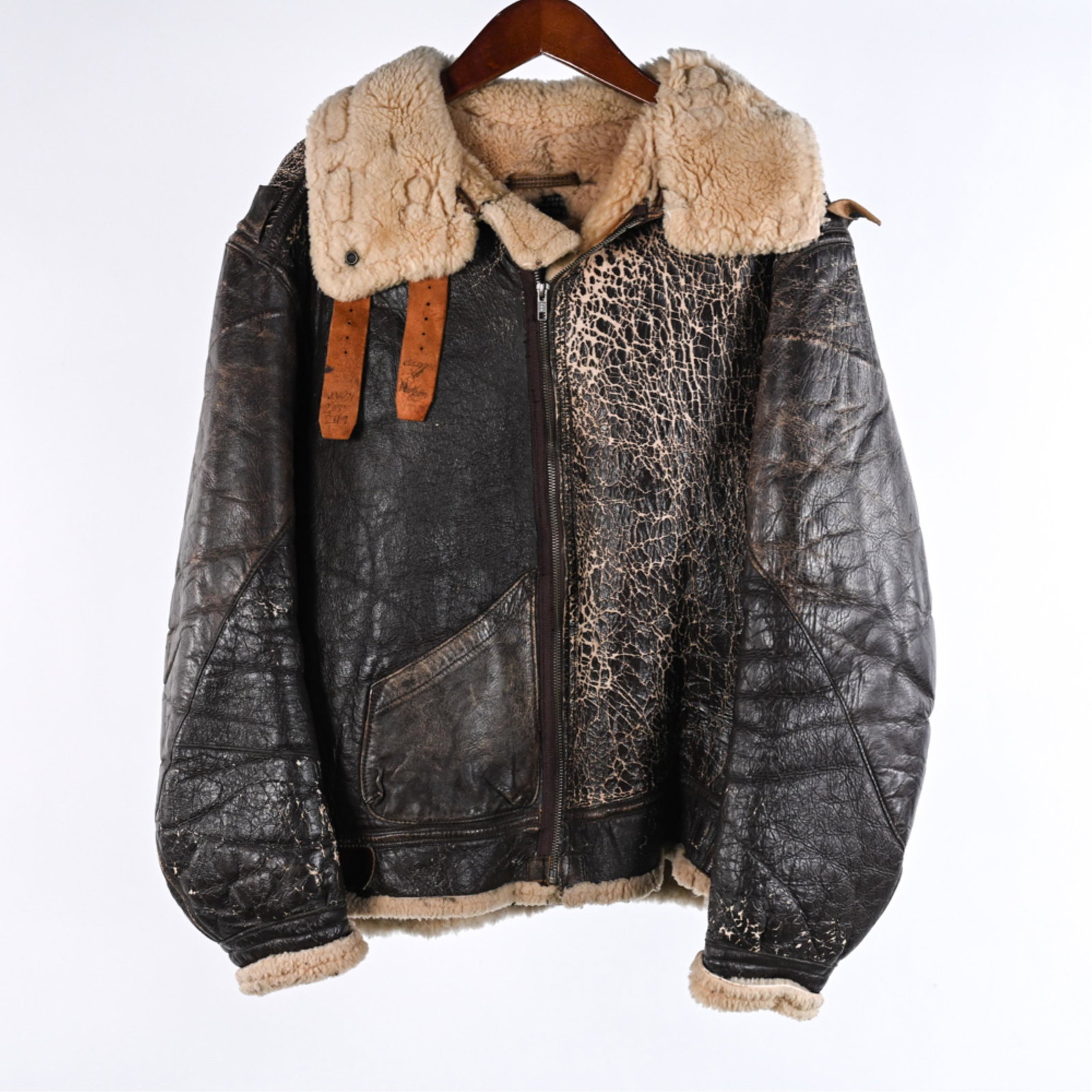 WWII B-3 LEATHER FLIGHT JACKET (1 of 12)
