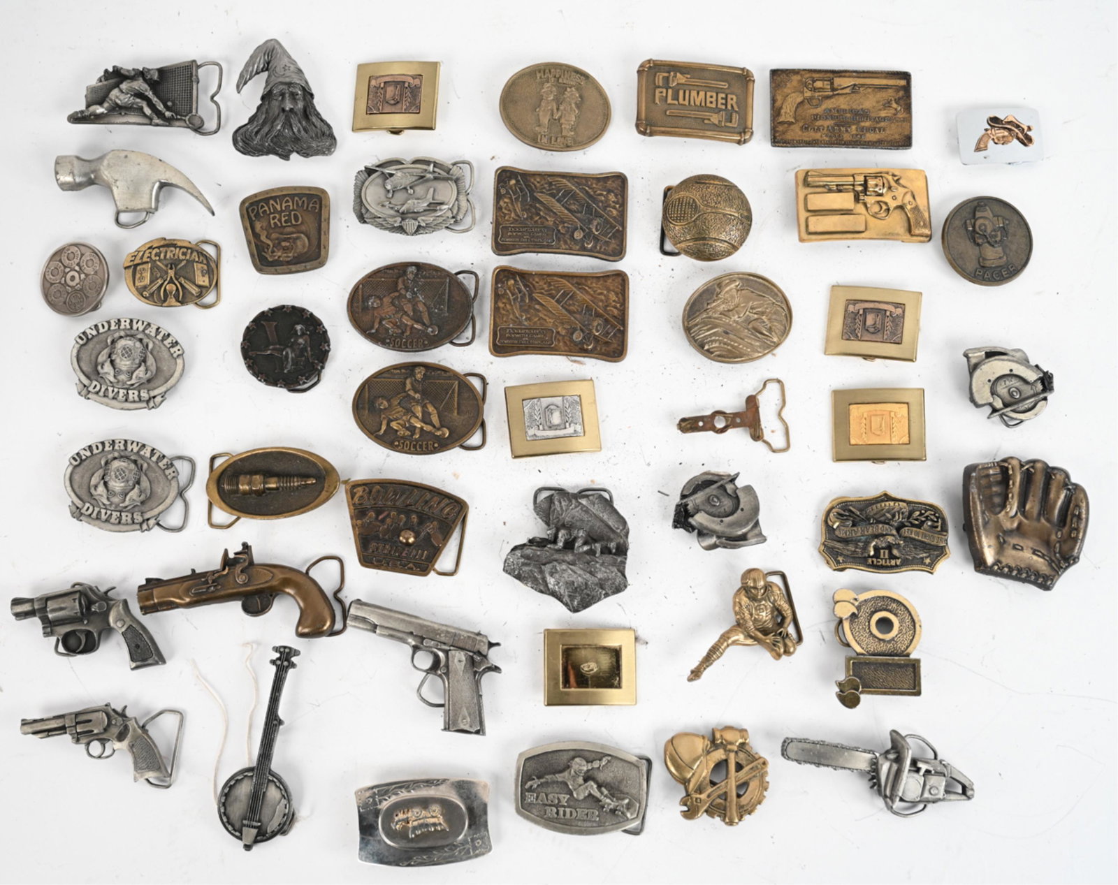 GROUP OF VINTAGE BELT BUCKLES; FIREARMS, HOBBIES (1 of 10)