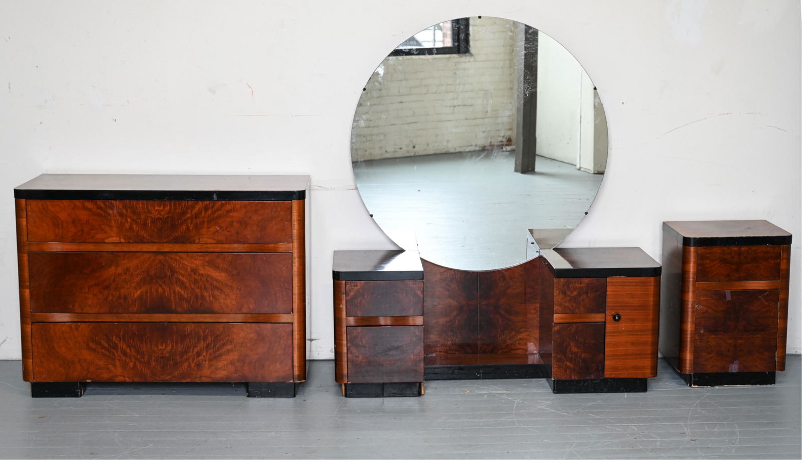 ART DECO MAHOGANY & LACQUER BEDROOM SUITE (1 of 20)