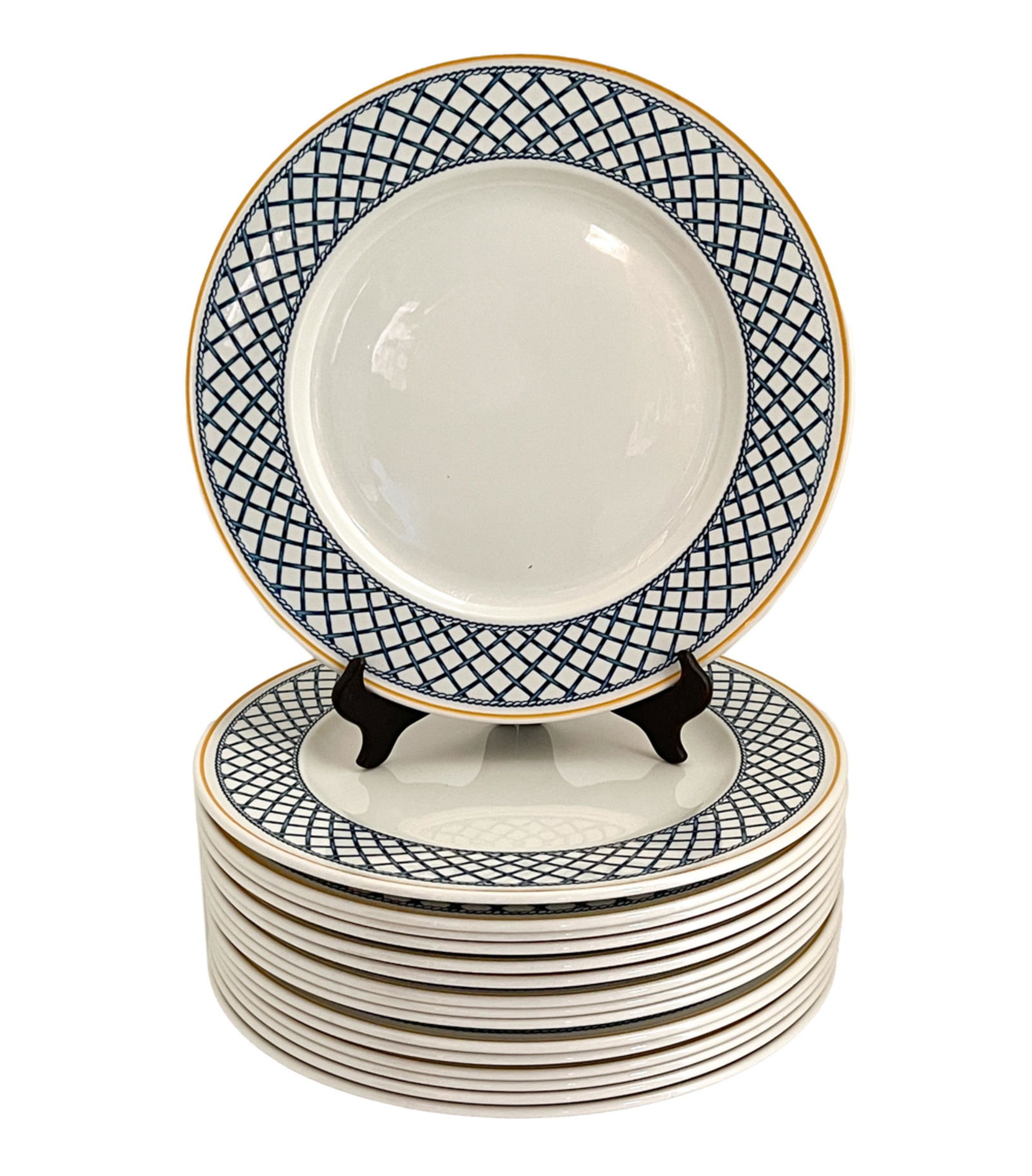 (16) VILLEROY & BOCH BLUE LATTICE CHARGER PLATES (1 of 10)