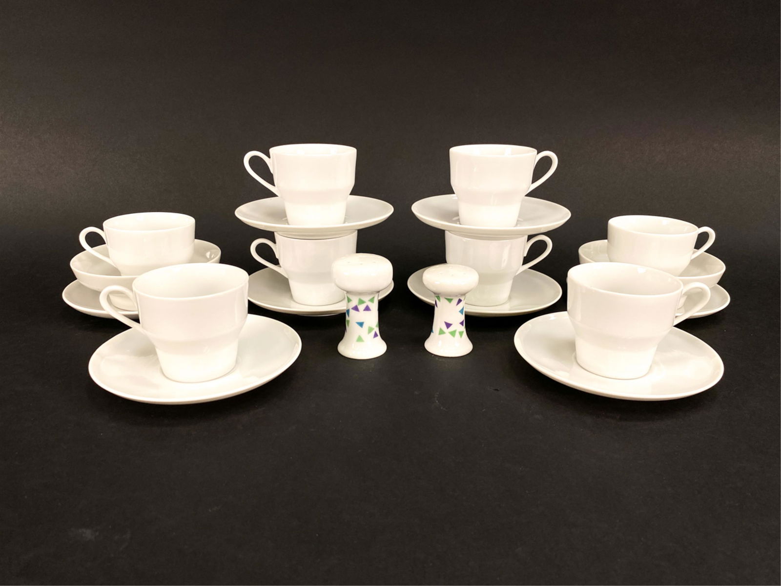 (20) PIECES OF PAUL MCCOBB CONTEMPRI DINNERWARE (1 of 15)