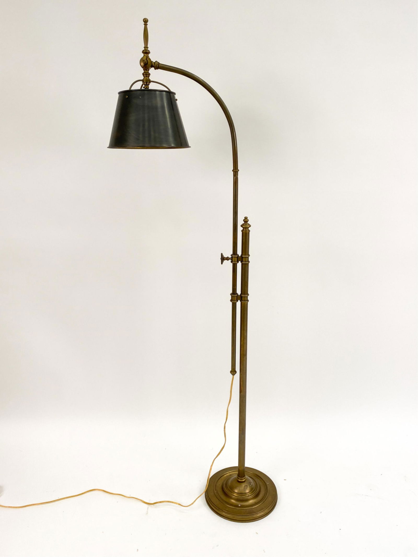 ATTR. RALPH LAUREN CONTEMPORARY METAL FLOOR LAMP (1 of 9)