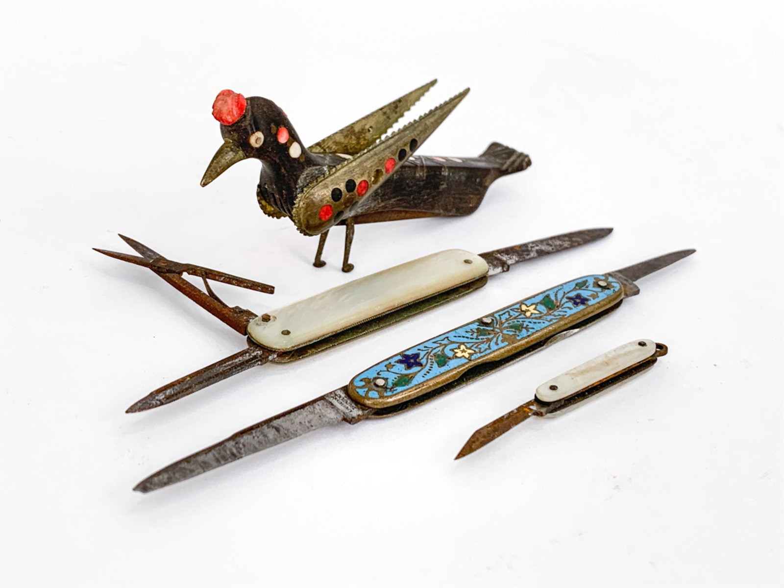 GROUPING OF VINTAGE POCKET KNIVES (1 of 13)