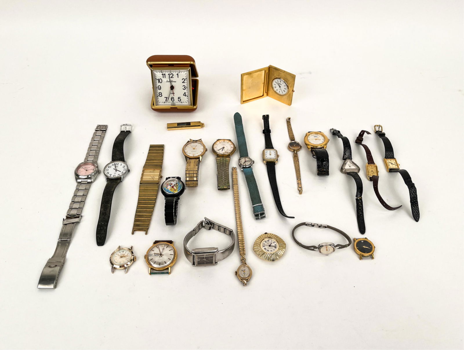GROUPING OF WATCHES (1 of 10)