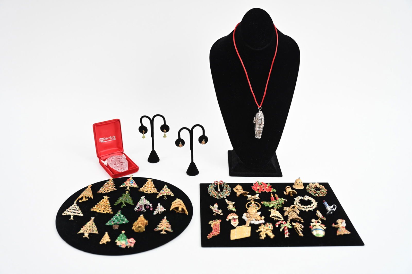 VINTAGE CHRISTMAS BROOCHES (1 of 20)