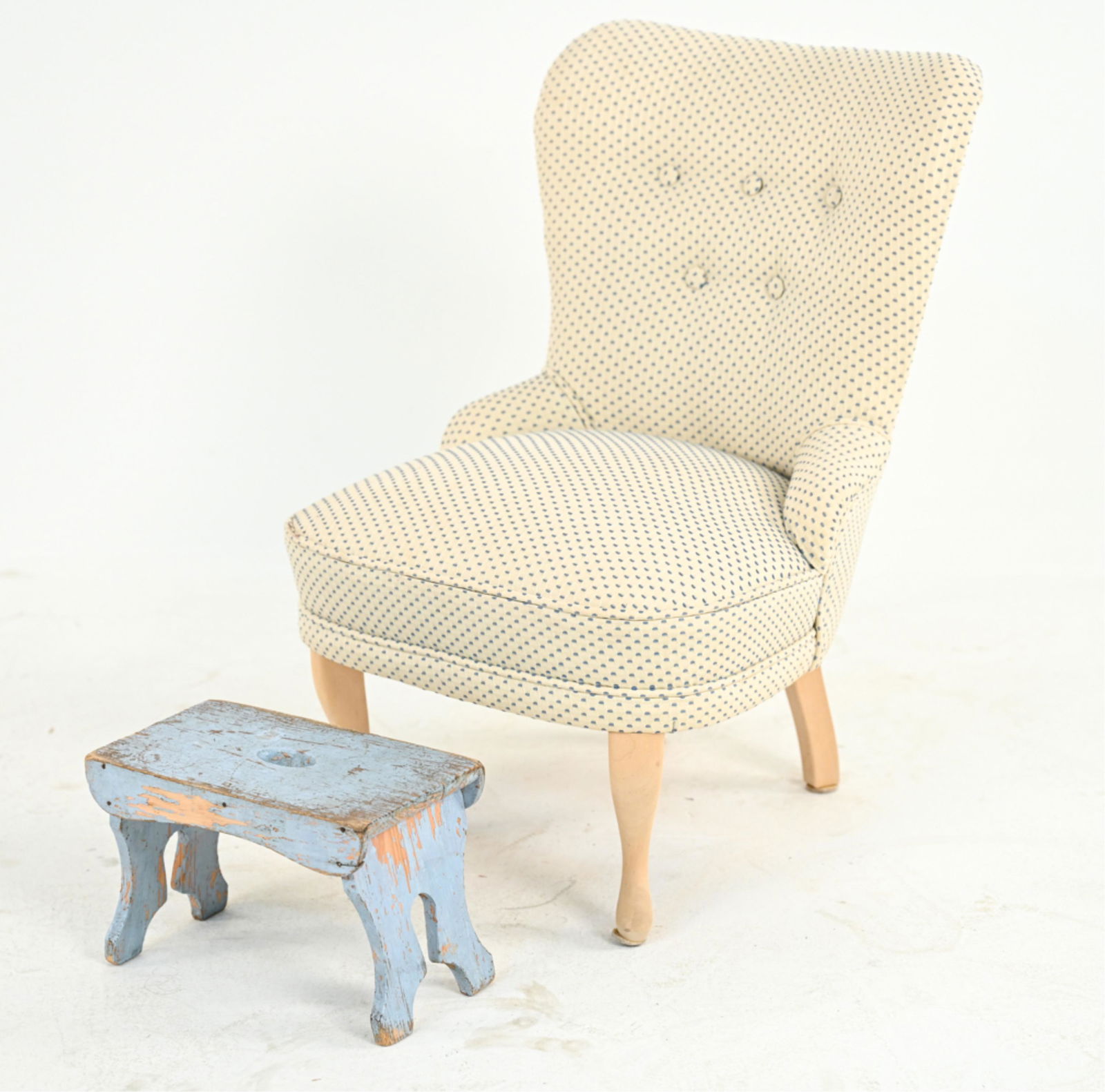 RUSTIC PAINTED STEP STOOL & CHILD'S SLIPPER CHAIR (1 of 20)