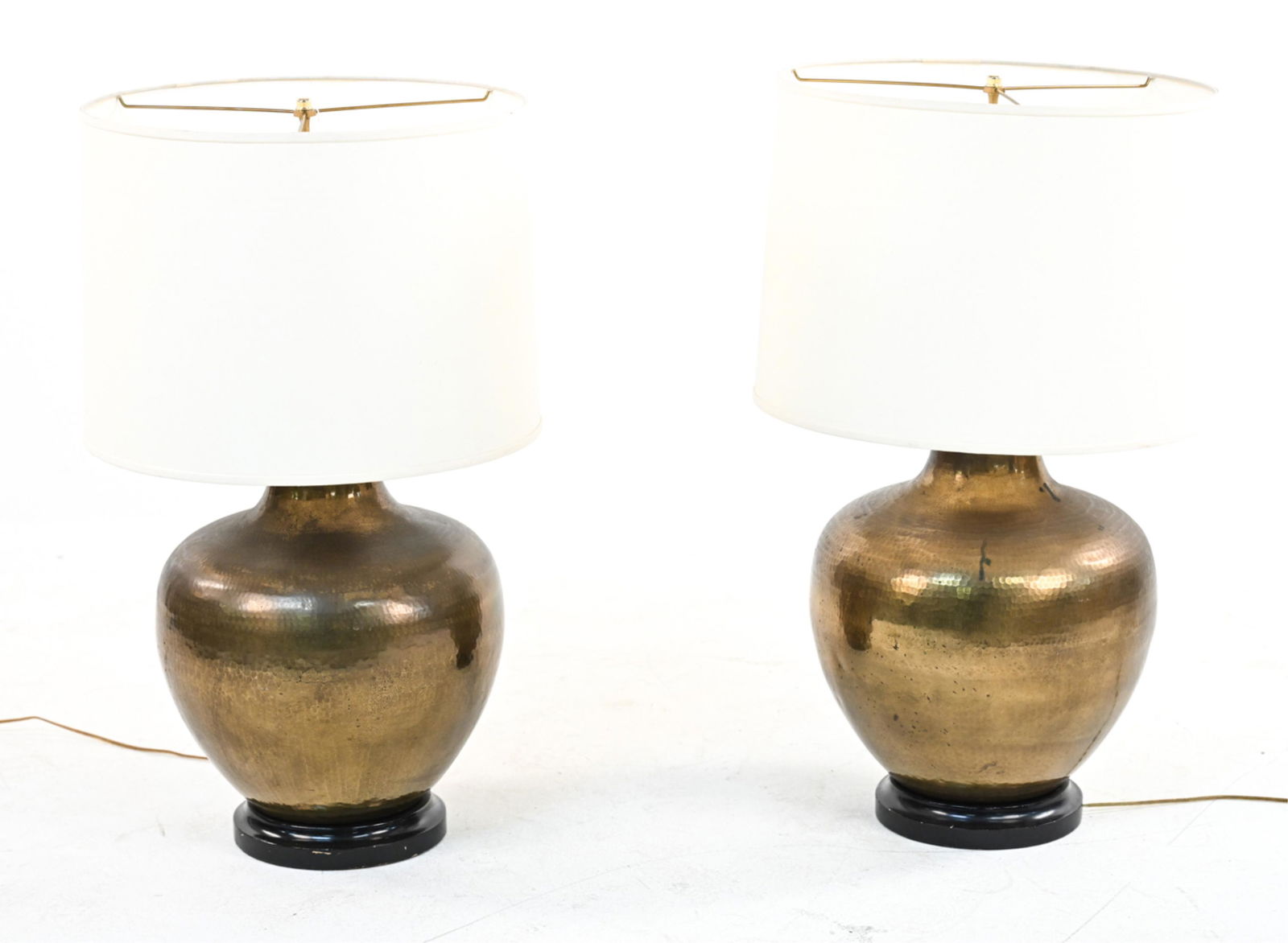 PAIR OF PAUL HANSON OVERSIZED BRASS TABLE LAMPS (1 of 20)