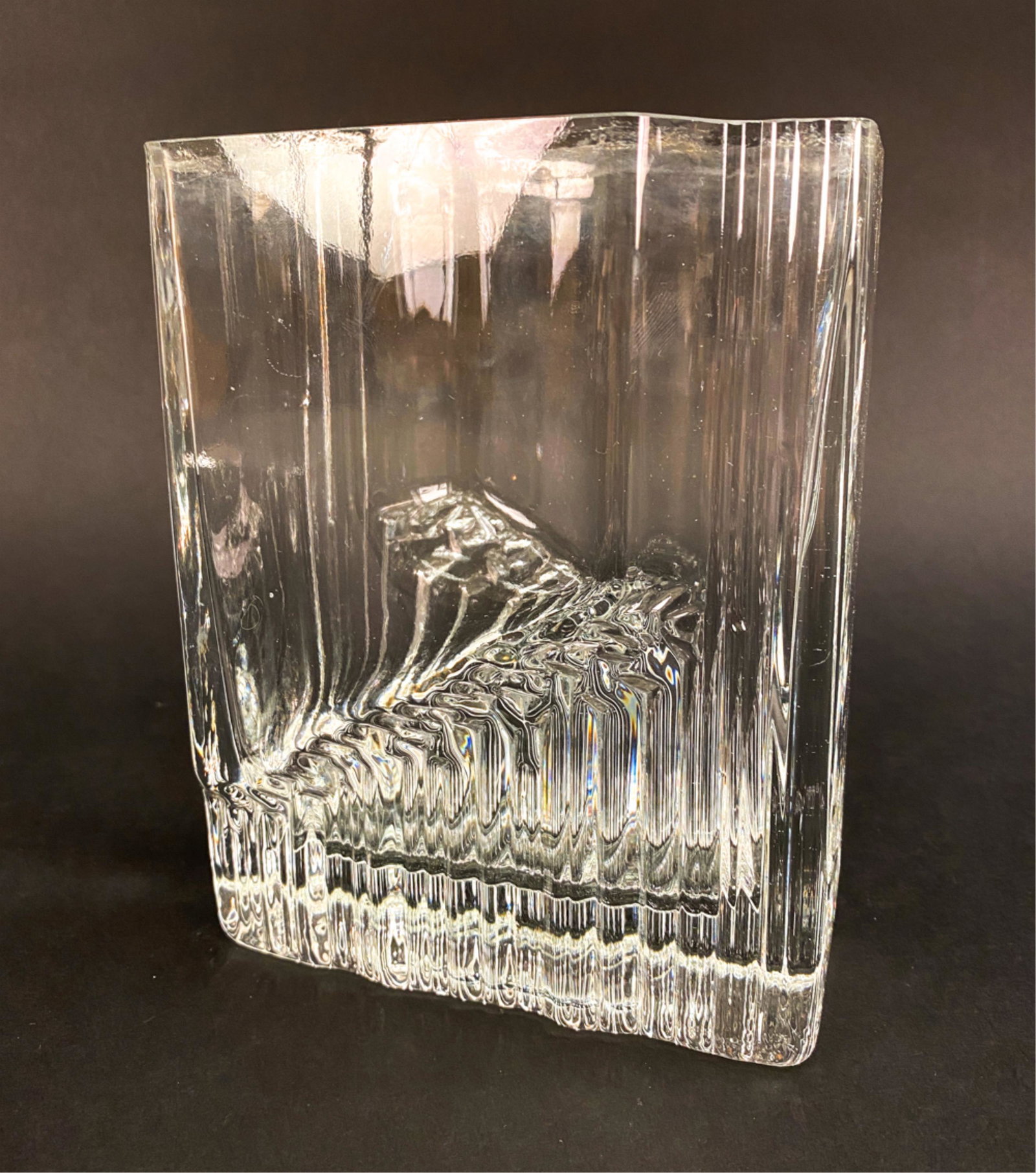 TAPIO WIRKKALA IITTALA SIGNED SOINTU GLASS VASE (1 of 7)