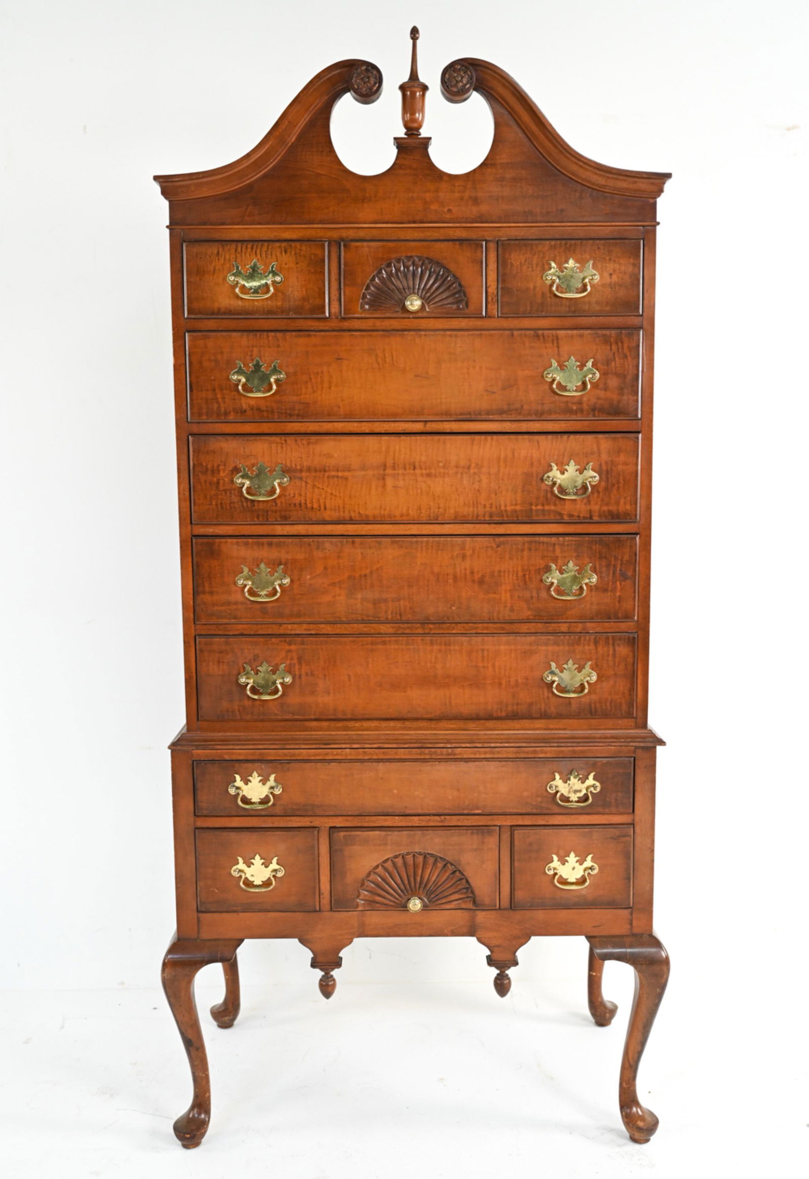 QUEEN ANNE-STYLE TIGER MAPLE HIGHBOY CHEST (1 of 20)