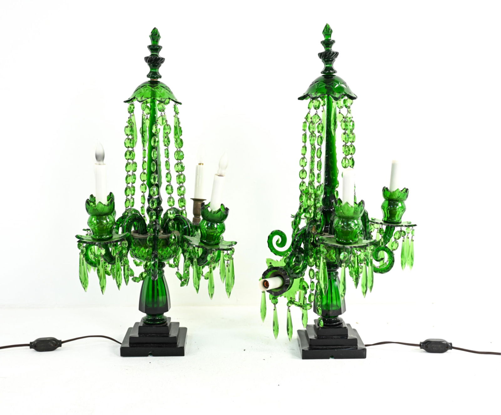 PAIR OF EMERALD CUT GLASS CANDELABRA LAMPS, AS-IS (1 of 20)