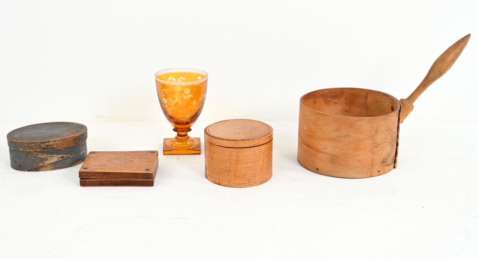 ANTIQUE DECORATIVE GROUPING INCL. SHAKER, ENGLISH: Including Victorian period bone alphabet set in original box, made in England, c. 1880, with James II Galleries, New York label; blue-painted Harvard Shaker box; Scandinavian turned birch wood box, c.