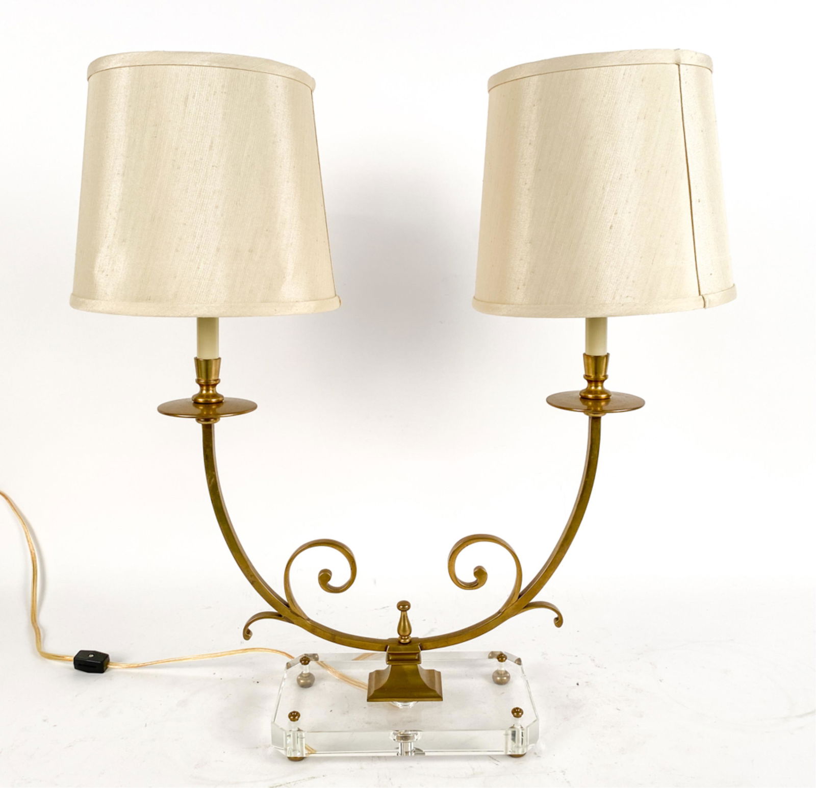 CONTEMPORARY BRASS & GLASS BOUILLOTTE TABLE LAMP (1 of 16)