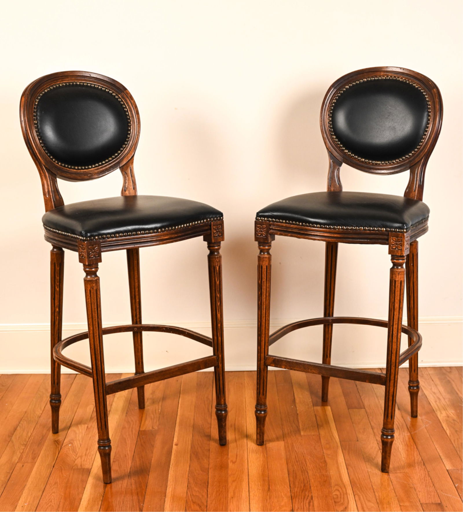 PAIR OF CONTEMPORARY ITALIAN BARSTOOLS (1 of 12)