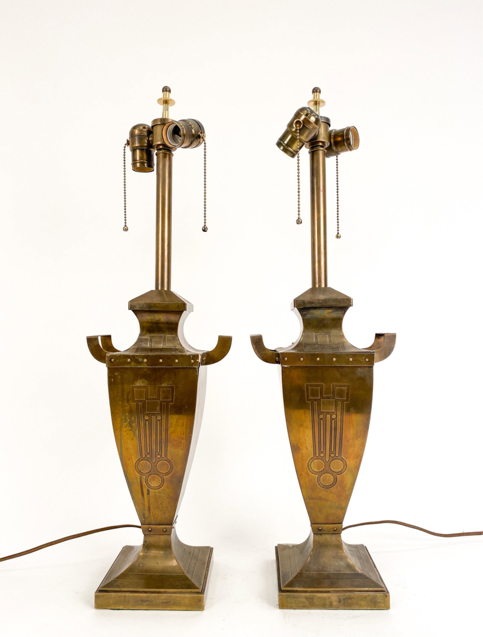 PAIR OF BRASS NOUVEAU SECESSIONIST LAMPS (1 of 13)